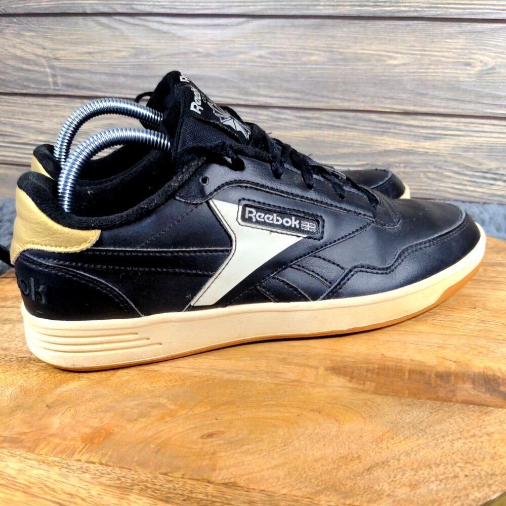 Reebok Club Memt Women‎ 10 Men 8.5 Classic Retro Leather Sneakers Streetwear